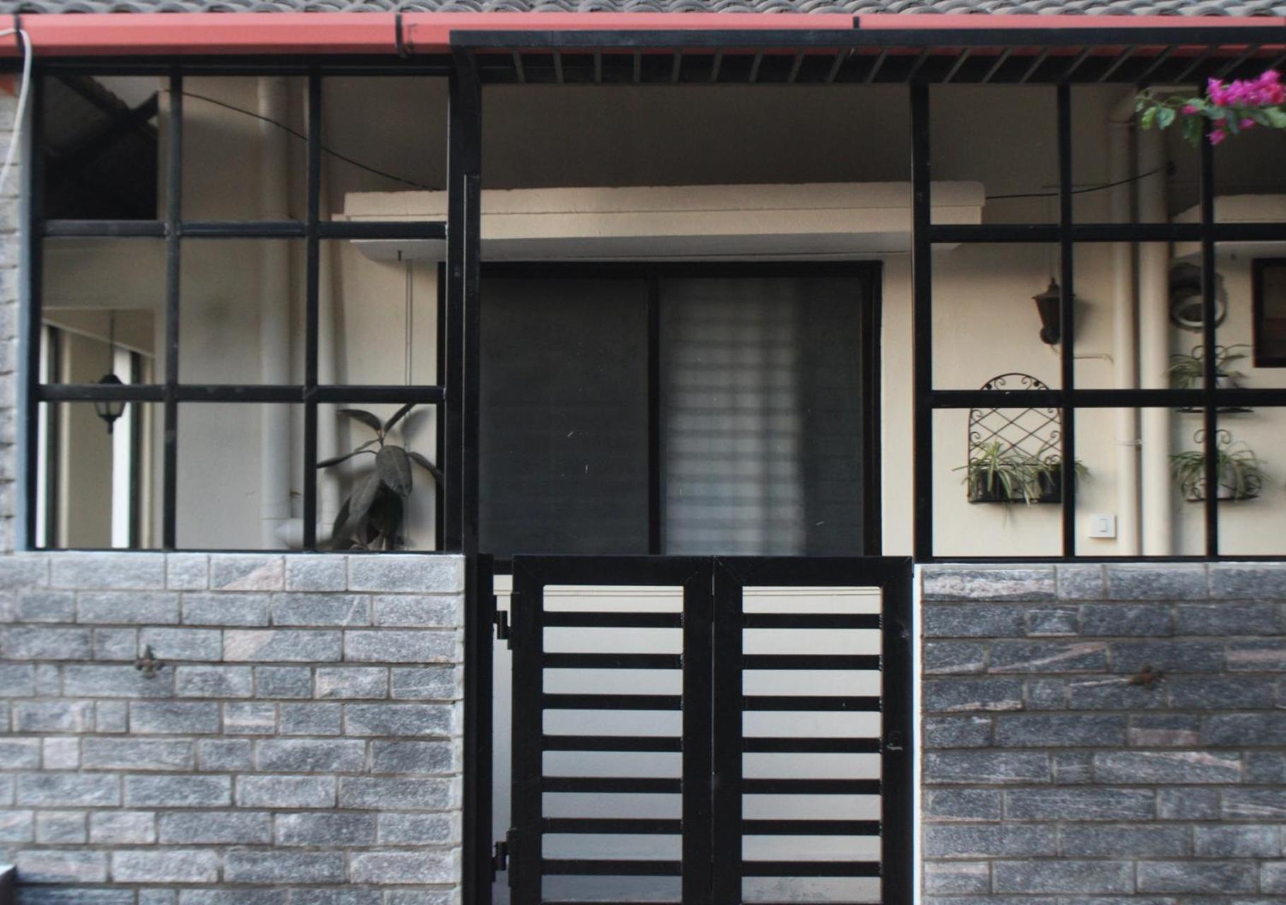 마디케리 Tiny House For Couple 아파트 외부 사진